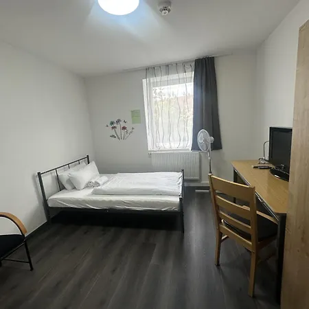 Zenger Homesharing לינה וארוחת בוקר