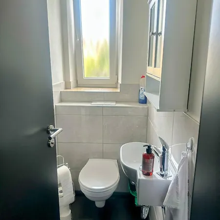 Alojamento de Acomodação e Pequeno-almoço Zenger Homesharing
