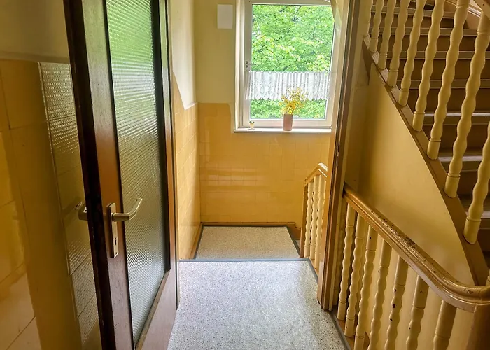 Zenger Homesharing Bed & Breakfast